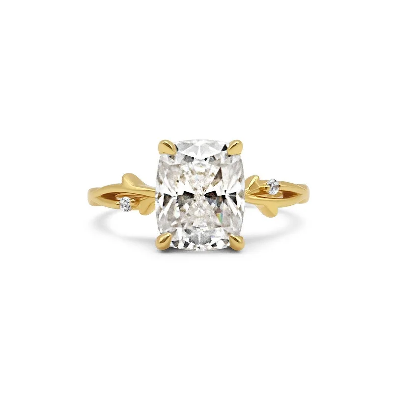 Seasonal Jewelry Deals – Elevate Your Style Artemis Moissanite Ring