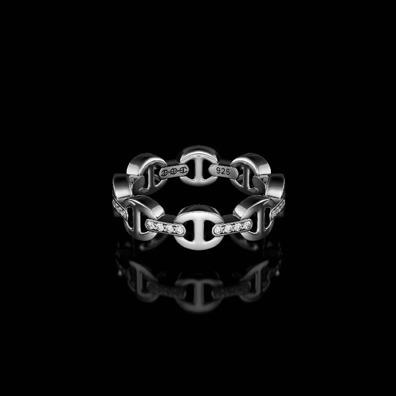 Grab Stylish Jewelry Before The Sale Ends DAME TRI-LINK WITH DIAMOND BRIDGES