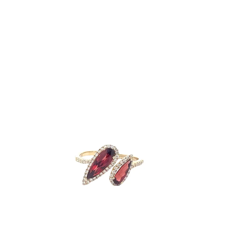 Garnets Ring