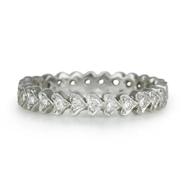 Flash Sale On Exquisite Jewelry – Don't Miss Out Platinum and Diamond "Continuous Heart" Ring