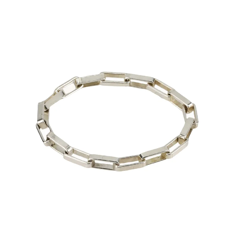 Elegant Jewelry, Exclusive Prices – Shop Now "Ali" Sterling Silver Flexible Box Chain Ring