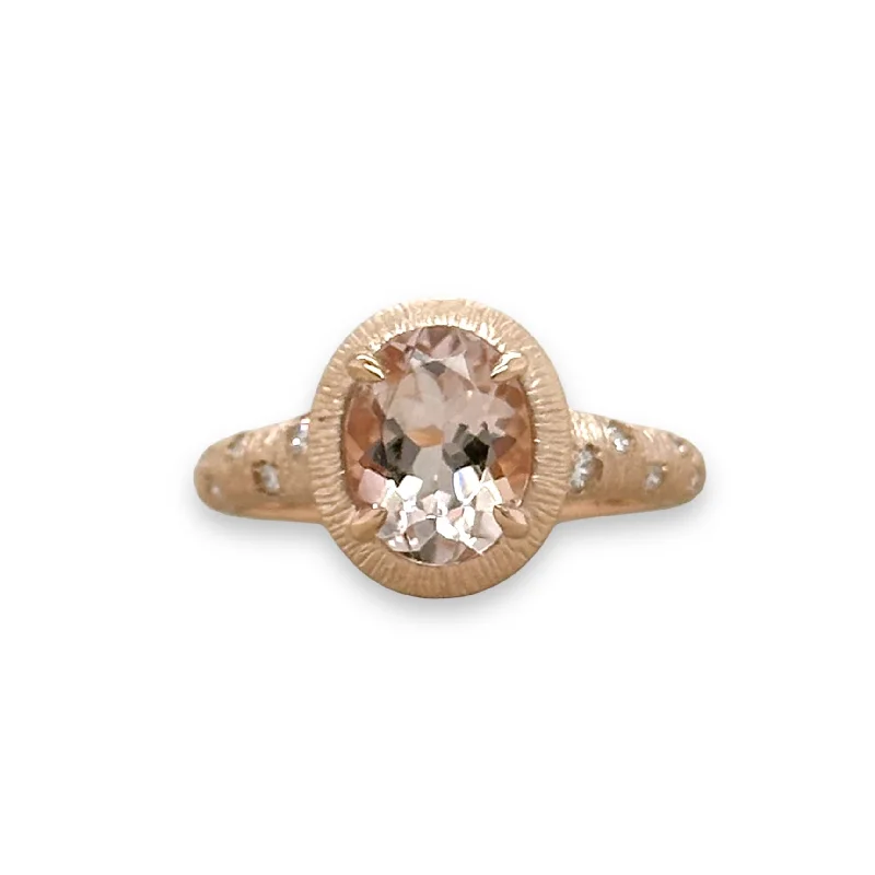 Trendy Minimalist Jewelry For Everyday Wear 14K R Gold 0.12ctw Diamond and 1.69ct Oval Morganite Ring Trendy Minimalist Jewelry For Everyday Wear 14K R Gold 0.12ctw Diamond and 1.69ct Oval Morganite Ring