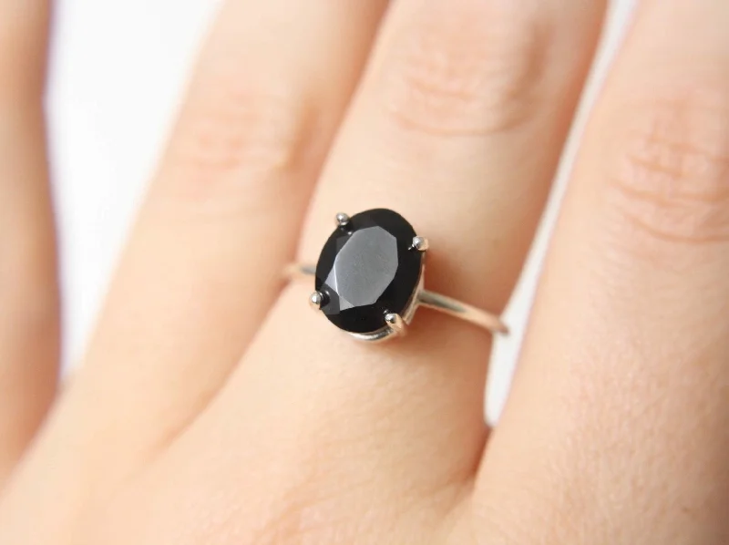 Timeless Elegance, Temporary Discounts – Act Fast Black Spinel Ring