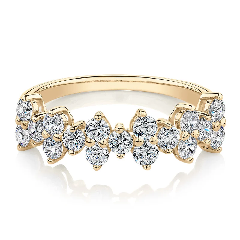 Bestselling Jewelry Now On Sale – Elevate Your Look Dress ring with 1.02 carats* of diamond simulants in 10 carat yellow gold