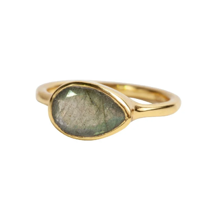 High-End Jewelry, Now More Affordable Than Ever Teardrop Ring in Labradorite