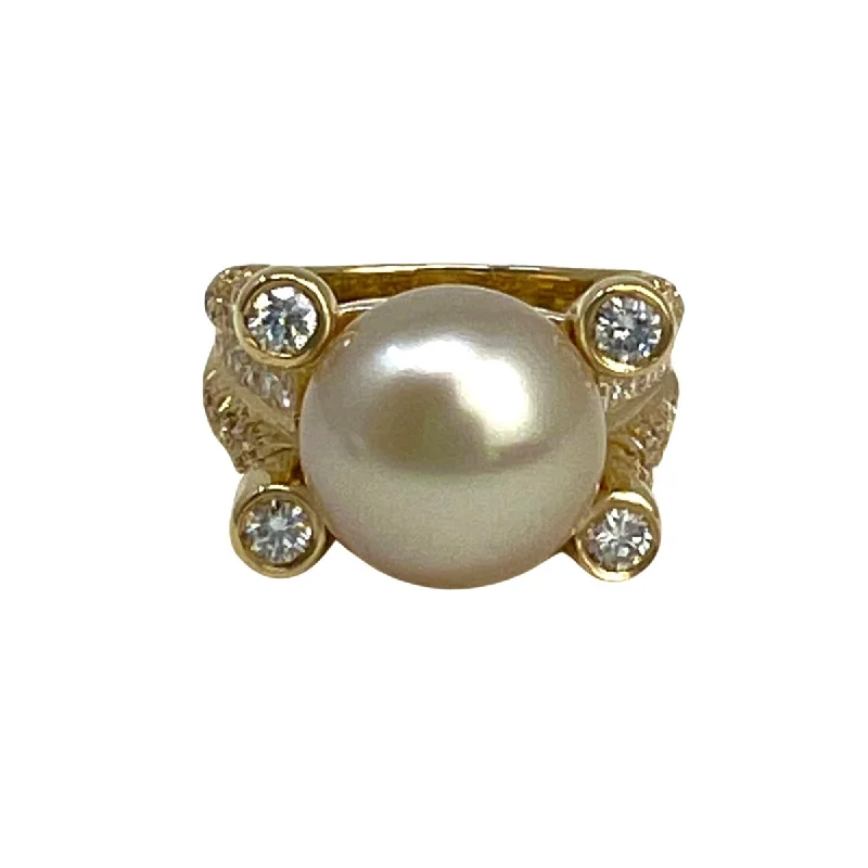 Shop Dazzling Jewelry At The Best Prices Tishman & Lipp 18K Gold Ring with 106 Diamonds and Golden Pearl