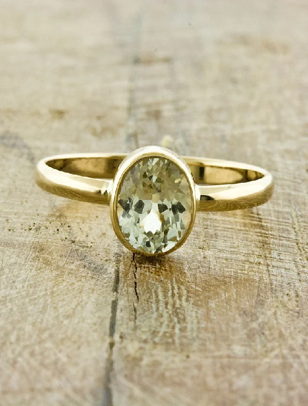 Modern Statement Jewelry For Bold Styling Daffodil