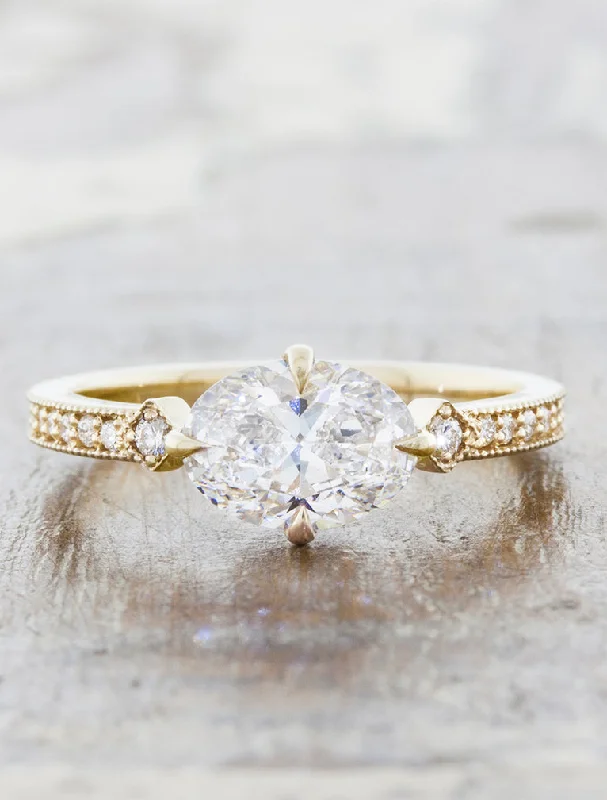 Seasonal Jewelry Deals – Elevate Your Style Charleen - Oval
