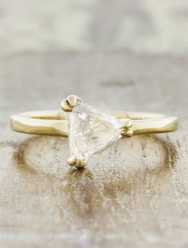 Flash Sale On Exquisite Jewelry – Don't Miss Out Daymis