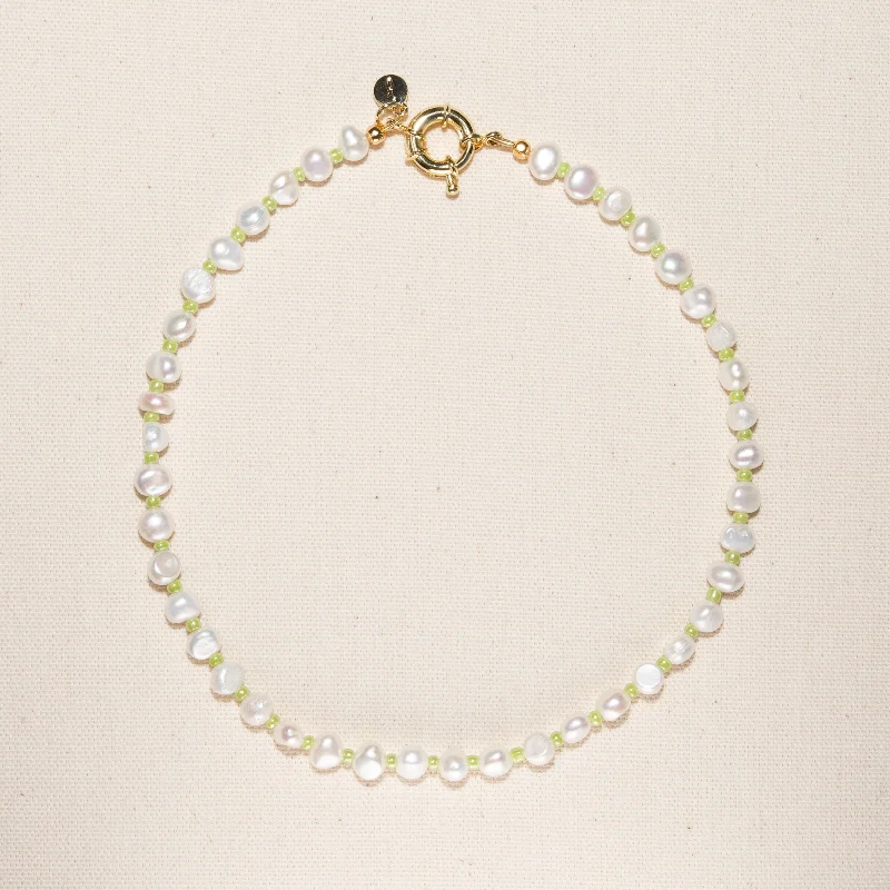 Unmissable Jewelry Clearance – Final Reductions Green Bean Necklace