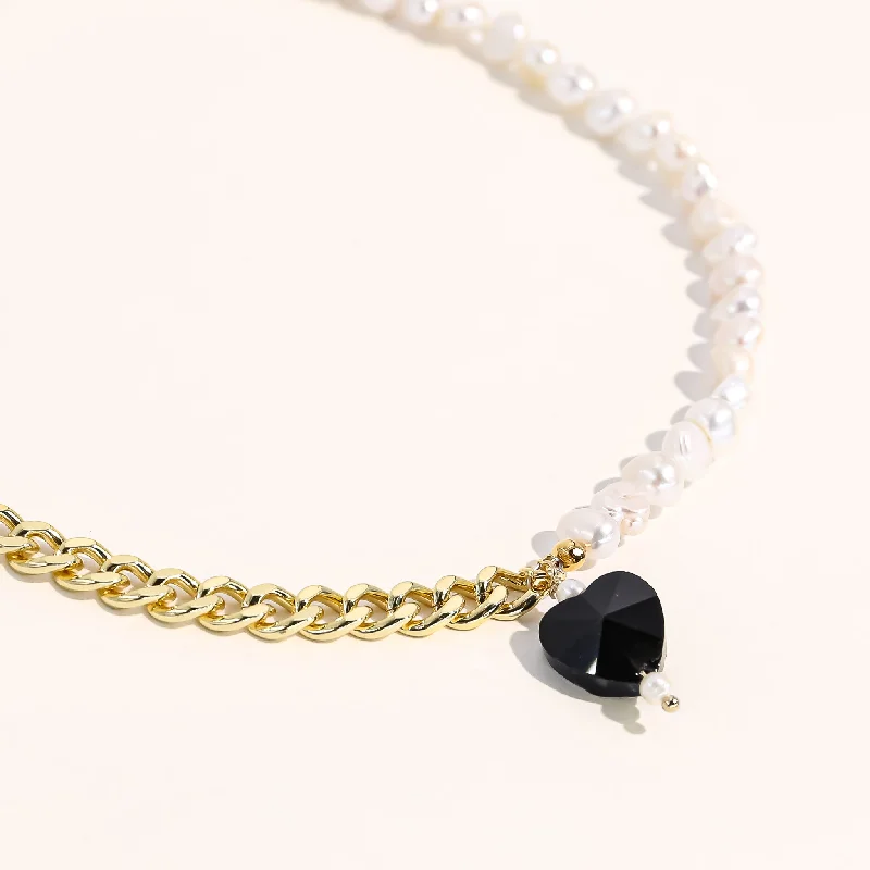 Don't Miss These Dazzling Jewelry Discounts Kuro Heart Necklace