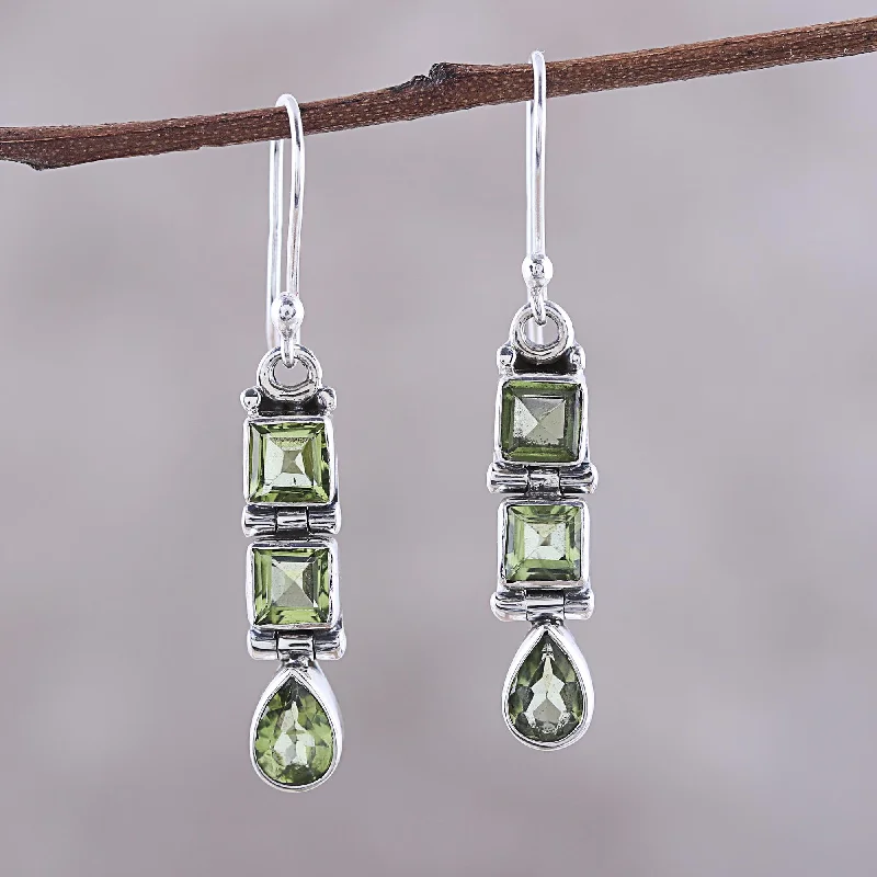 Stunning Jewelry At A Fraction Of The Price Creativity 3.8-Carat Faceted Peridot Dangle Earrings from India Stunning Jewelry At A Fraction Of The Price Creativity 3.8-Carat Faceted Peridot Dangle Earrings from India