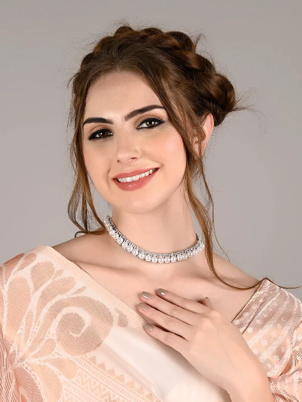 Last Chance To Shop High-End Jewelry At Markdown Prices Odette Women Silver Metal Necklace