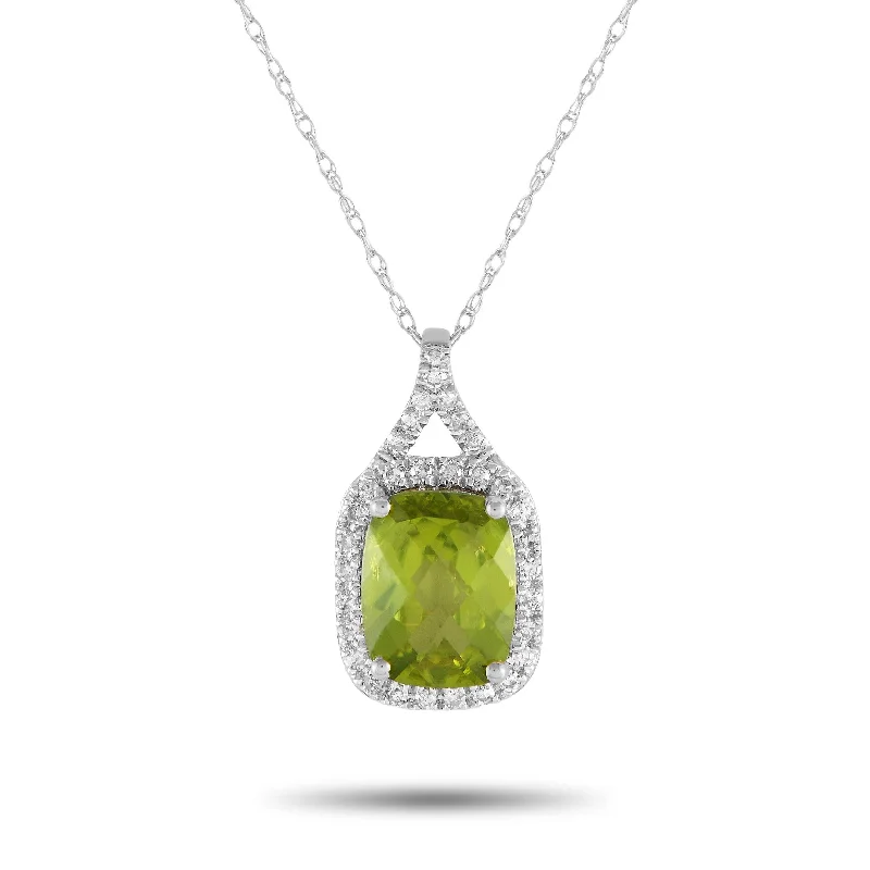 LB Exclusive 14K White Gold 0.13ct Diamond and Peridot Pendant Necklace PD4-15472WPE