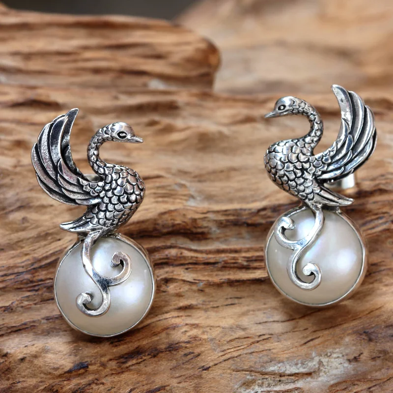 Luxury Meets Affordability – Jewelry Sale Now Live Moon Swan Swan Motif Cultured Pearl and Silver Drop Earrings