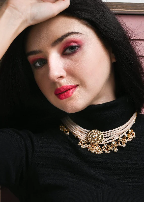 Timeless Elegance At Unbelievable Discounts Odette Women Peach Statement Choker Set