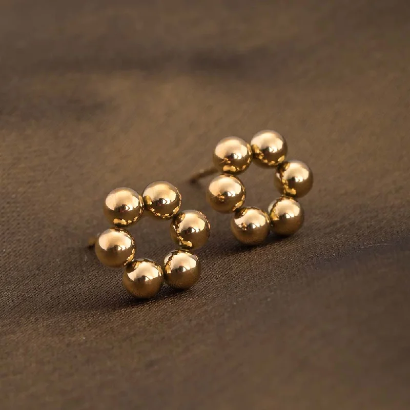Save On Luxury Jewelry Pieces – Limited-Time Offers Classic Chic Stud Earrings