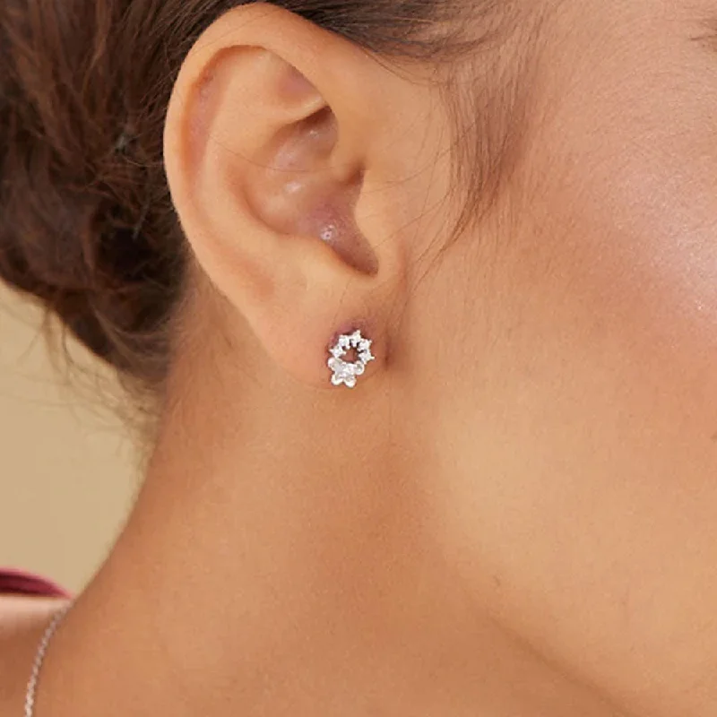 High-End Jewelry, Now More Affordable Than Ever Weiss Wreath Stud Earrings- 925 Silver