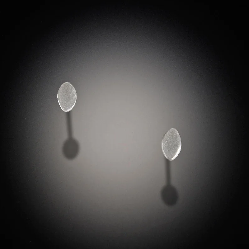 Luxury Jewelry Sale – Elegant Styles At Unbeatable Prices Tiny Oval Disk Stud Earrings