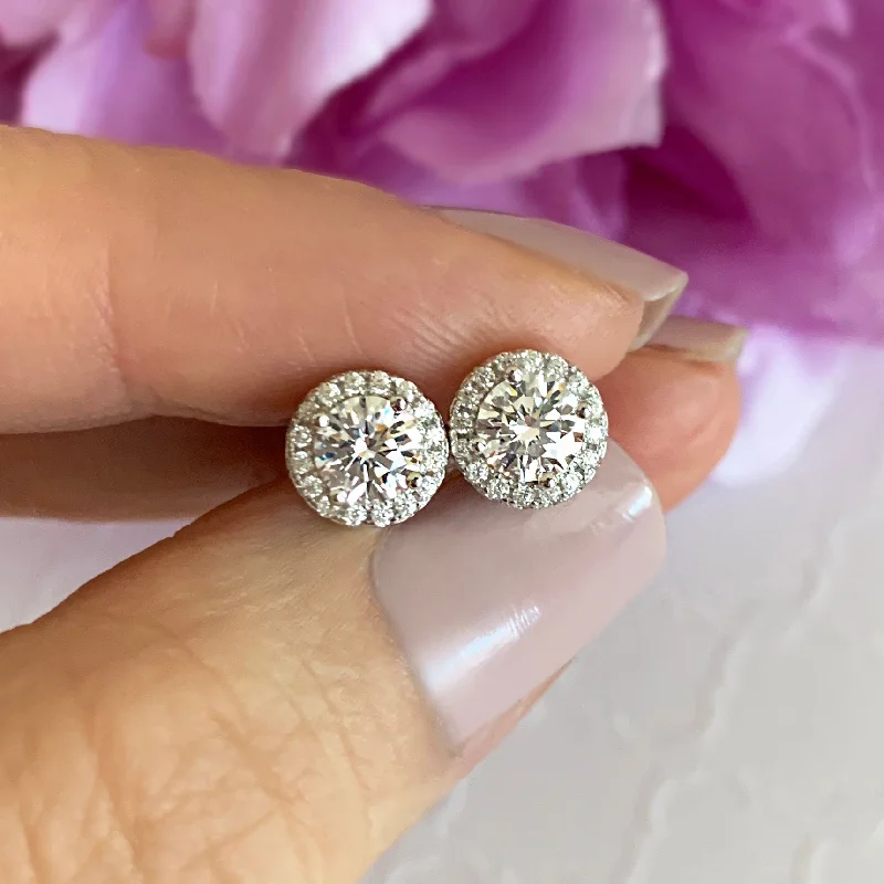 Exclusive Jewelry Markdowns – Limited-Time Offer 1 ctw Round Halo Stud Earrings