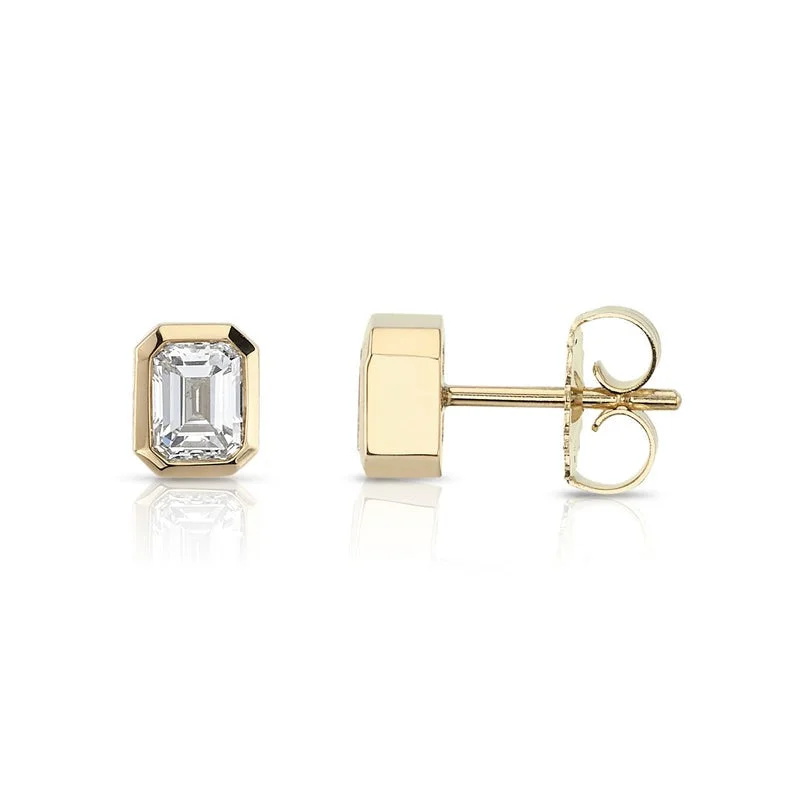 Single Stone Teddi Stud Earrings