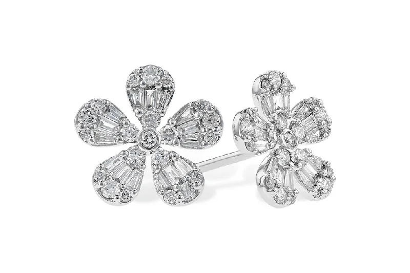 Once-A-Year Jewelry Sale – Grab Your Favorites Now 14K Yellow Gold Flower Stud Earrings