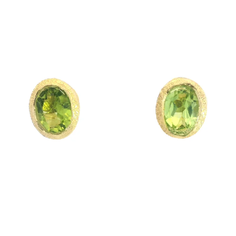 Personalized Jewelry Sale – Unique Gifts At Low Prices 18K Yellow Gold Vermeil Oval Peridot Stud Earrings