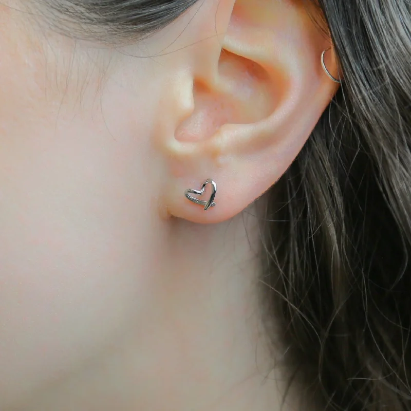 Fashion-Forward Geometric Jewelry For Contemporary Style DRAWN TO YOU- Silver Heart Stud Earrings