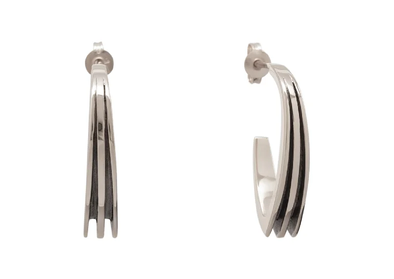 Chic And Stylish Jewelry At Exclusive Prices "Sydney Fin" Earrings, White Gold & Platinum