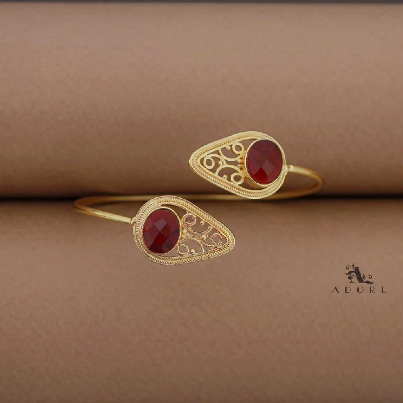 Customized Silver Jewelry For Unique Style Amisha Glossy Oval Bangle