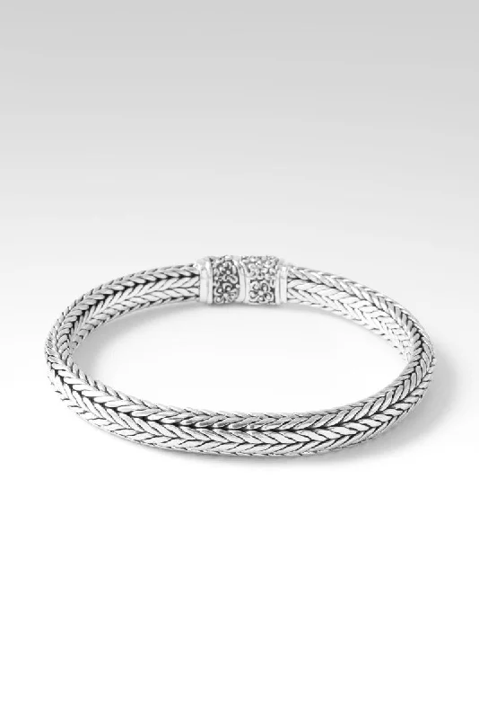 Dainty And Elegant Jewelry Now At Reduced Prices Heartfelt Joy Bracelet™ in Frangipani