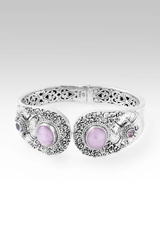 Unmissable Deals On Handmade Jewelry Collections Live Simply Bloom Wildly Tip-to-Tip Bracelet™ in Kunzite Unmissable Deals On Handmade Jewelry Collections Live Simply Bloom Wildly Tip-to-Tip Bracelet™ in Kunzite